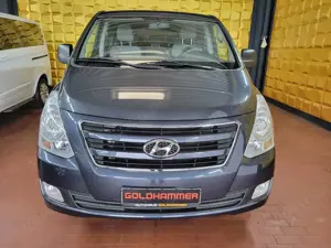 Hyundai H-1 2.5 CRDi Travel KAMERA/STANDH/AHK/NAV/TEMP