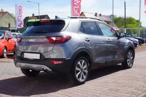 Kia Stonic 1.0 T-GDI Spirit Navi Totwinkel Tempomat Bild 3