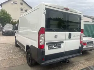 Fiat Ducato Kasten 2,2 TD 30 100 TÜV+SERVICE NEU !!! Bild 2