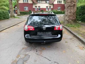 Volkswagen Passat Variant Passat Variant 2.0 TDI DPF Sportline Bild 2