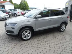 Skoda Karoq Ambition/AHK/SHZ/CarPlay/Top Ausstattung