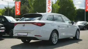 SEAT Leon Xcellence LED Navi Virtual Cockpit PDC USB Bild 5