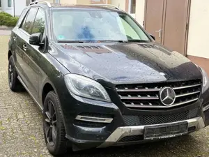 Mercedes-Benz ML 350 ML 350 BlueTEC 4MATIC 7G-TRONIC