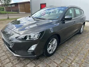 Ford Focus Focus 1,5 EcoBlue 88kW Cool Connect Turnier LED Bild 3