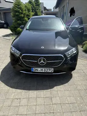 Mercedes-Benz E 200 E 200 Avantgarde Advanced (214.050)