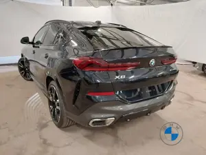 BMW X6 xDrive30d M Sport 22" AHK Pano Massage H/K Bild 4