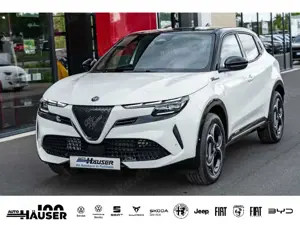 Alfa Romeo Junior Ibrida 1.2 VGT SPORT SPECIALE EL. HECKKL. NAVI KAM