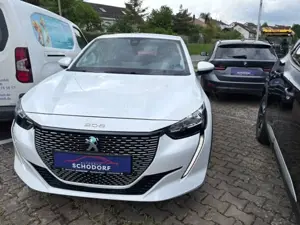 Peugeot 208 e- Active, wenig KM, Sitzheizung, Komfortpaket,