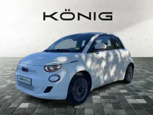 Fiat 500e Basis Komfortpaket Kamera PDC SHZ Klima