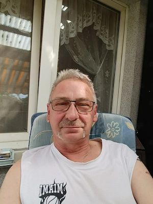 Er 59 Jahre sucht nette Sie 