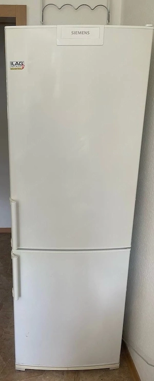 Kühlschrank in sehr gutem Zustand (170   60   59 cm) 
