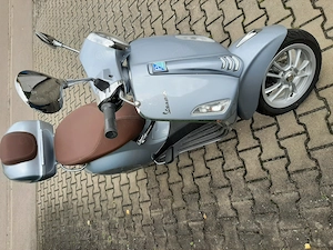 Vespa Primavera Sprint 50 4T3V Bild 2