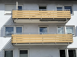 Balkonverkldeidungen 