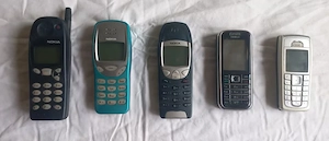 Nokia Sammlung 5x Modelle 611 i 6020 Retro Handy