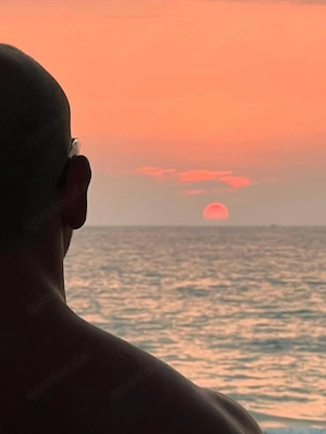 33-jähriger Yoga-Lehrer & Fitness Trainer sucht nette Unterhaltung Bild 2