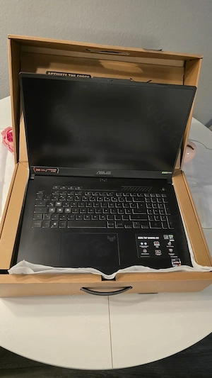 Gaming Laptop ASUS TUF A17 (2024) | RTX 4050 | Wie Neu + Garantie