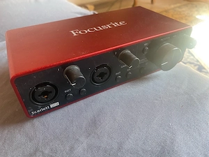 Focusrite Scarlett 2i2 gen3 Bild 3