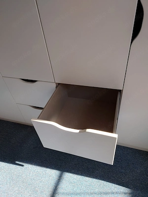 riesige Kleiderschrank  Bild 3