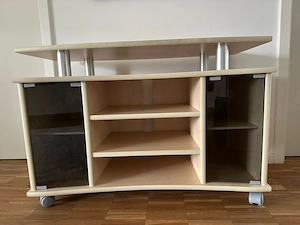 TV-Schrank, Eichenfunier