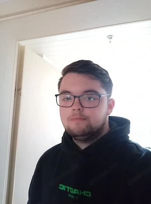 M (23) sucht erfahrene Frau für Sextreffen 