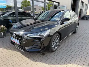 Ford Focus Lim. 1.5TDCI ST-Line*ACC*LED*NAVI*KAMERA