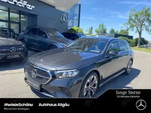 Mercedes-Benz E 300 E 300 T e Avantgarde Airmatic Fahr-Assi Kamera LED