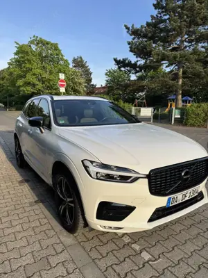 Volvo XC60 R Design 2WD