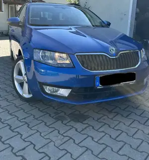 Skoda Octavia Combi 1.4 TSI Blau