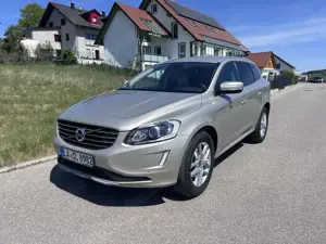Volvo XC60 D5 AWD Geartronic Momentum