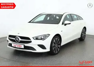 Mercedes-Benz CLA 250 e Progressive LED Navi AHK Kamera Leder