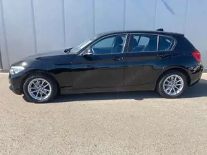 BMW 118 i *PDC*Lordose*Navi*Automatik