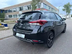 Toyota Auris Edition-S+ TÜV NEU Garantie 1 Hand Bild 3