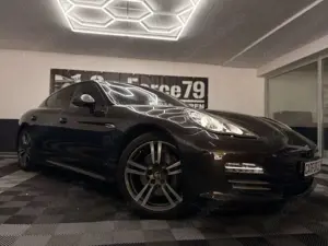 Porsche Panamera Basis VOLLLEDER PANORAMA ISOFIX LUFTFAH Klima
