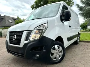 Nissan NV400