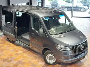 Mercedes-Benz Sprinter Bild 2