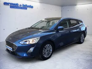 Ford Focus Turnier 1.0 EcoBoost Aut. Titanium PANO / iACC
