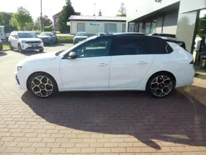 Opel Astra Ultimate Bild 2