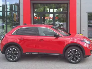 Fiat 600 Hybrid La Prima 145 PS, Massagesitz Navi Sitzheiz