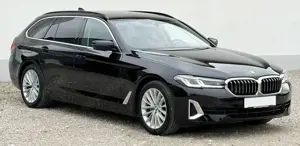 BMW 520 d Luxury Line,Pano,AHK,HUD,Laser,K Sitz,DAB