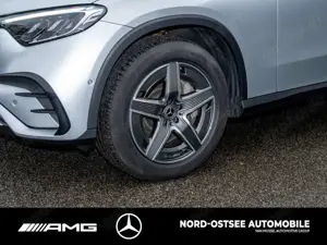 Mercedes-Benz GLC 300 d AMG 4M AHK DISTRONIC MBUX SHZ Bild 5
