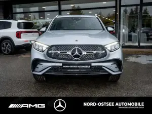 Mercedes-Benz GLC 300 d AMG 4M AHK DISTRONIC MBUX SHZ Bild 2