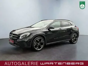 Mercedes-Benz GLA 200 //LED//PANO//NAVI//TEMP//UNFALLFREI//