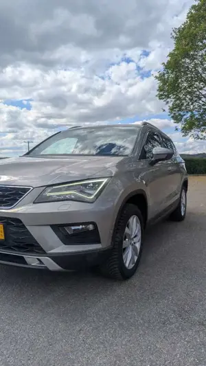 SEAT Ateca 1.4 ECO TSI 4Drive DSG STYLE TÜV bis März 2028