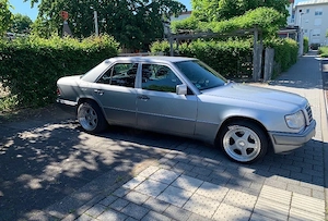 Mercede Benz E200 - W124 - Automatikgetriebe - gepflegt  Bild 5