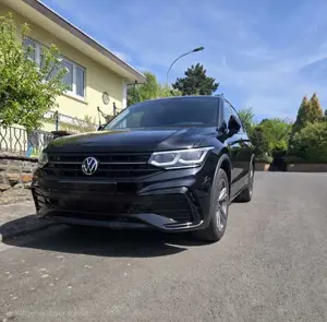 Volkswagen Tiguan Allspace R-Line 4Motion + HUD + AHK + 360 Kamera