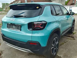Jeep Avenger Electric Altitude LED  Style Paket Klima Bild 2