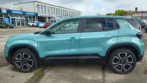 Jeep Avenger Electric Altitude LED  Style Paket Klima Bild 4