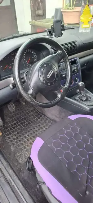 Audi A4 Bild 2