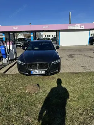 Jaguar XF 20d AWD Aut. Pure