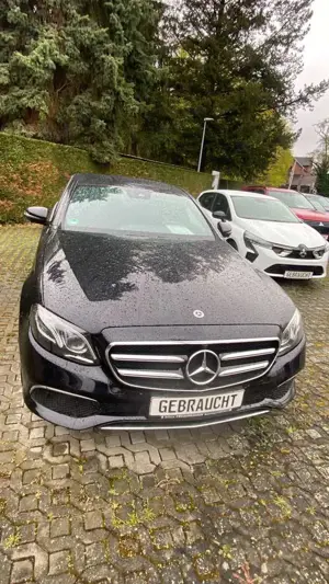 Mercedes-Benz E 220 E 220 d 4Matic Avantgarde Sportstyle Paket Business Paket